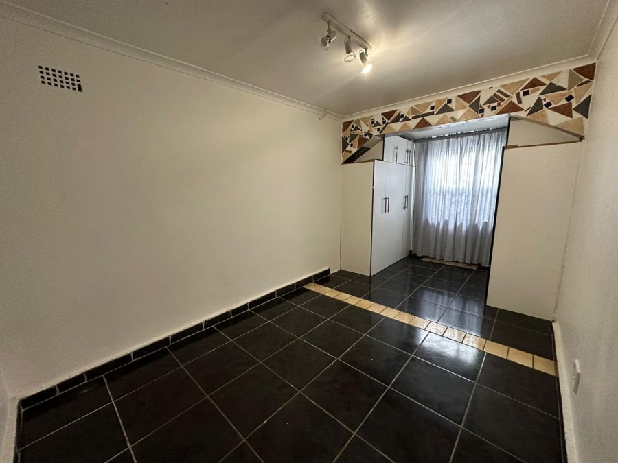 3 Bedroom Property for Sale in Stratford Green Western Cape